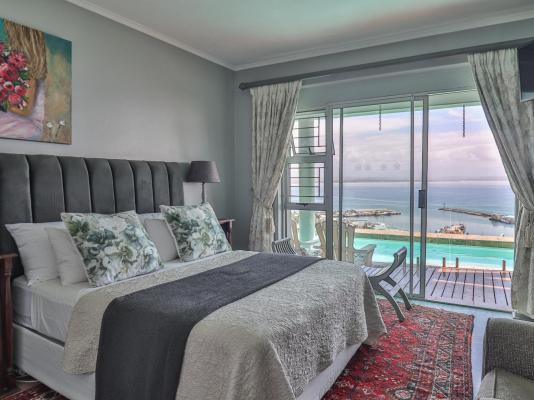 3ColoursBlue Guest House - 270139