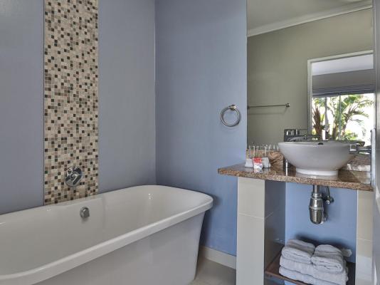 Room image 1
