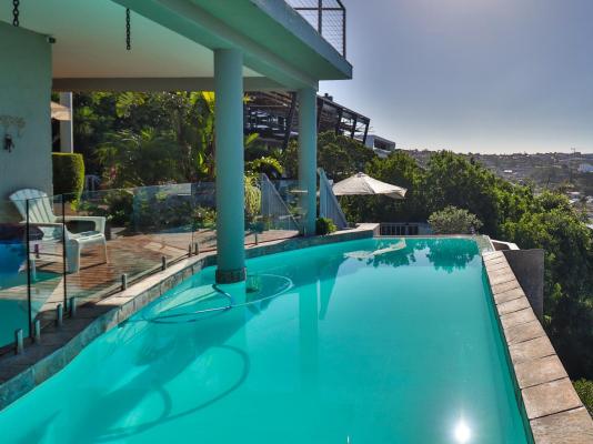 3ColoursBlue Guest House - 270146