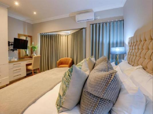Room image 6