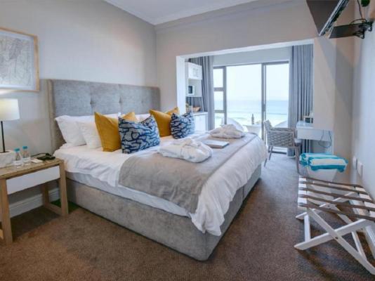 Room image 6
