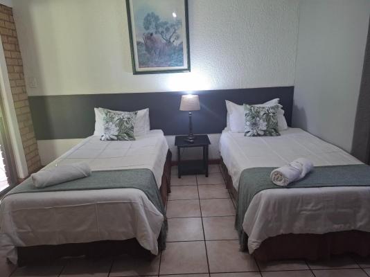 Room image 6