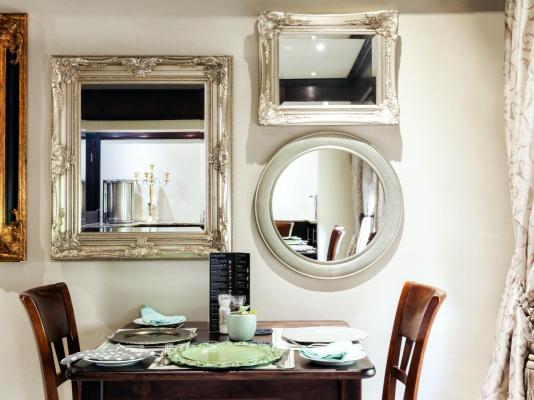 InnJoy Boutique Hotel - 270293