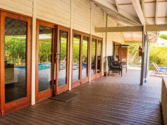 Ihlathi Lodge - Patio