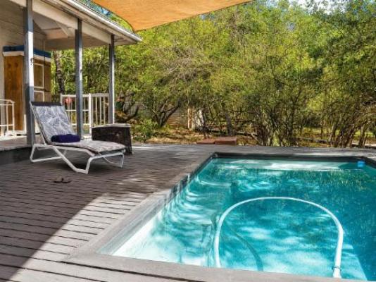 Ihlathi Lodge - Swimming pool