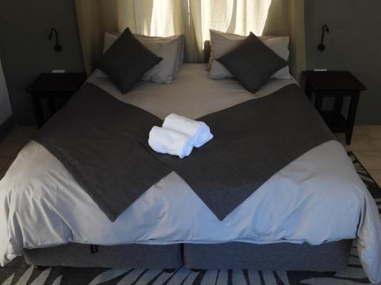 Room image 4