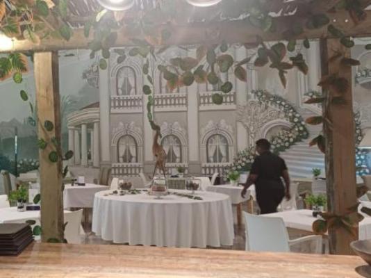 Hartbeespoort Country Hotel & Spa - Dining area
