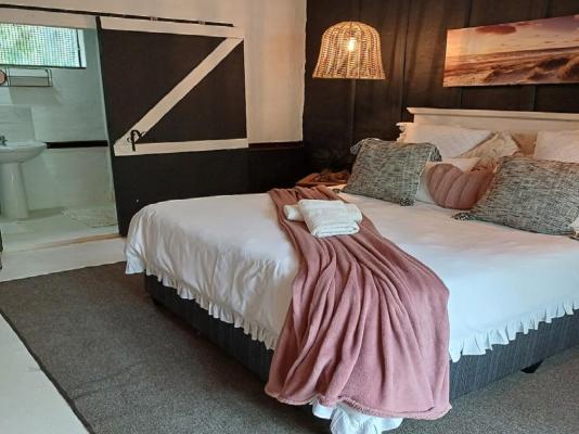 Room image 10