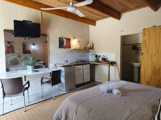 Room image 2