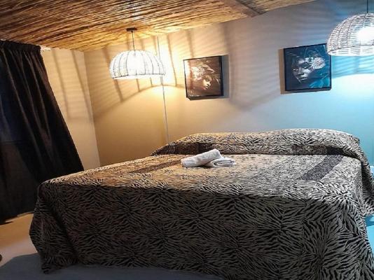 Room image 4