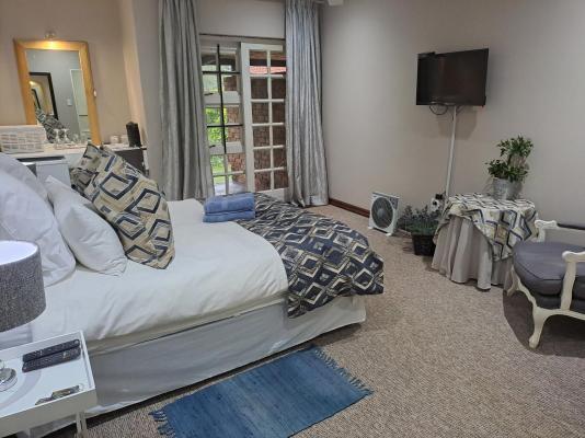 Room image 2