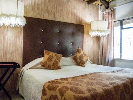 Room image 3
