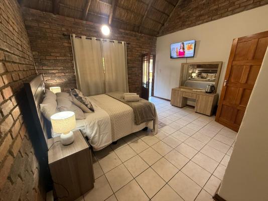 Room image 6