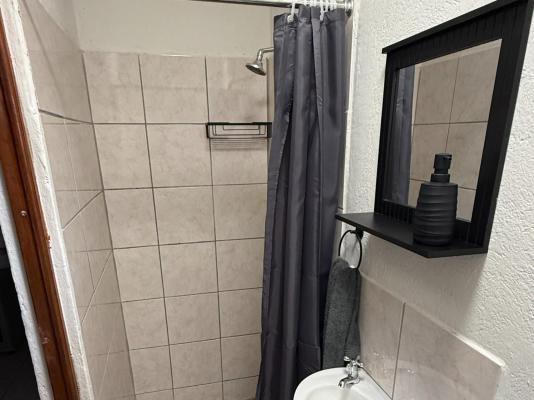 Room image 2