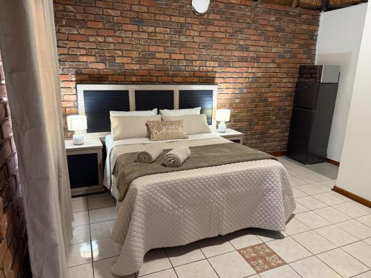 Room image 3