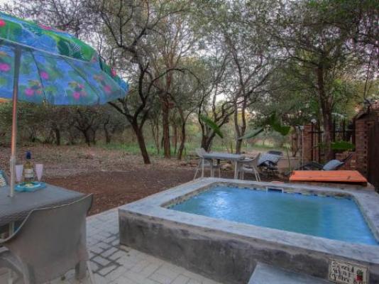 Kruger Afrique Lodge - Swimming pool