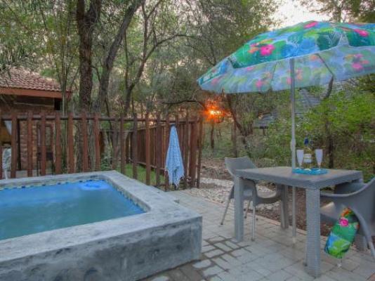 Kruger Afrique Lodge - Swimming pool