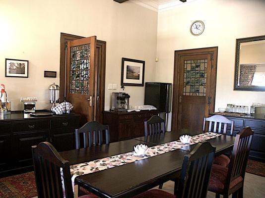 Albion Manor - 270732