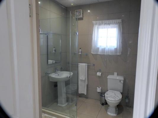 Albion Manor - 270745