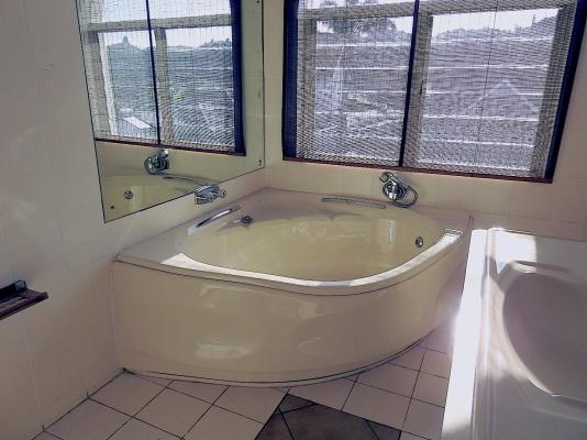Albion Manor - 270769