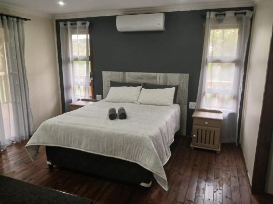 Hippo Water Front Lodge - 270814