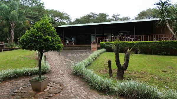 Hippo Water Front Lodge - 270824