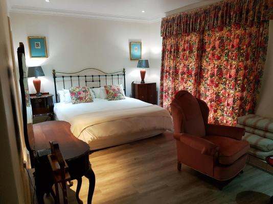Room image 1