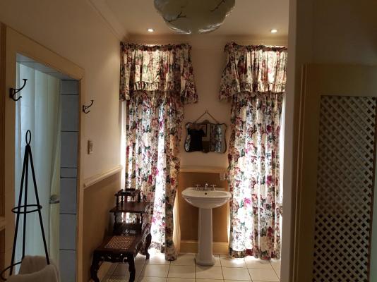 Room image 9