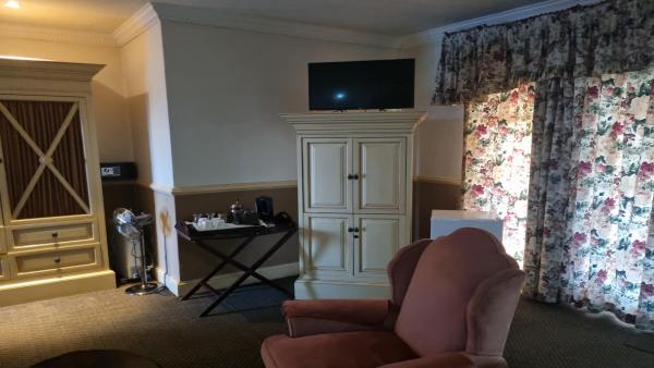 Room image 13