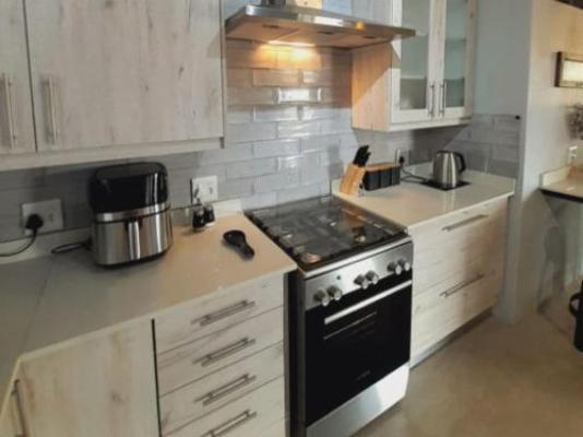 Springbokkie- Marloth Park Getaway - Kitchenette