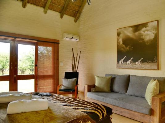 Lion's Den Game Lodge - 271219