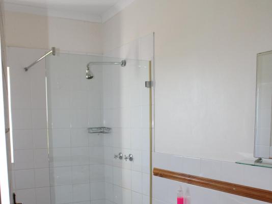 Room image 5