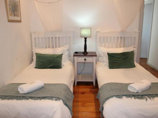 Room image 2