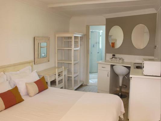 Room image 1