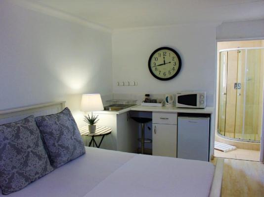 Room image 3