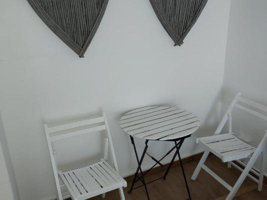 Room image 3