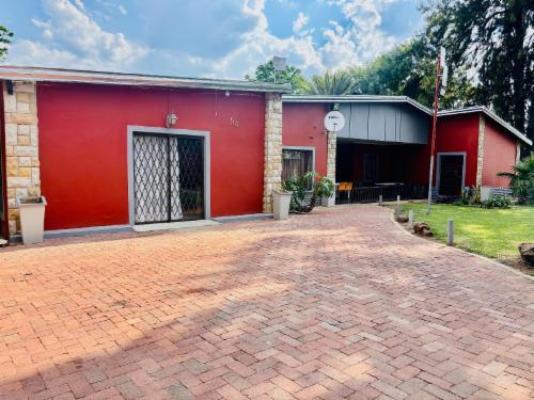54 River Lodge - Property / Building