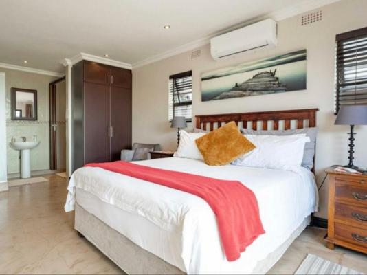 Room image 2