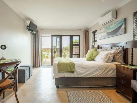 Room image 4
