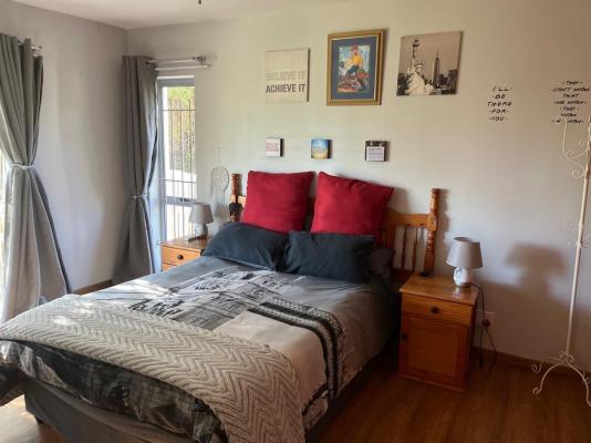 Room image 1
