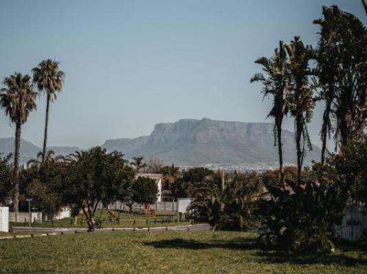Cape Panorama Lodge - Mountain view
