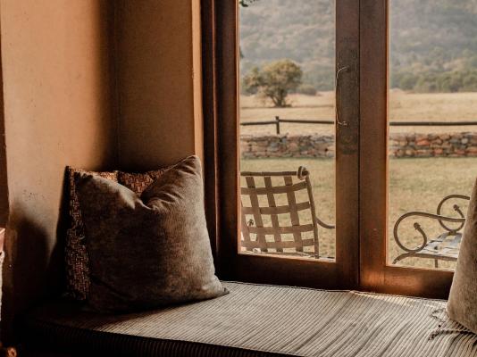 Room image 4