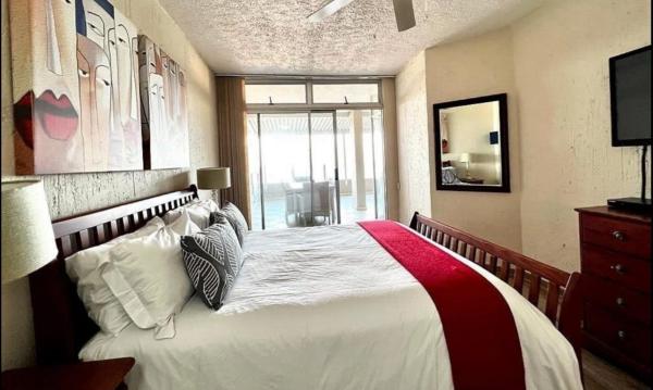 Uvongo Holidays - 271925