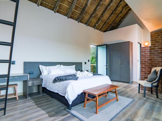 Room image 4