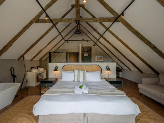 Room image 2