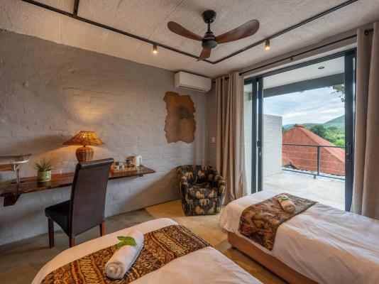 Room image 4