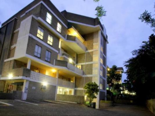 Pearly Shells - Property / Building