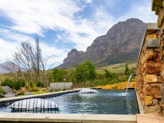 Plaisir Wine Estate - Swimming pool