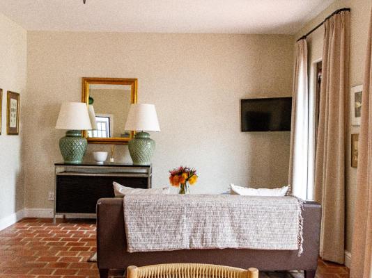 Room image 7