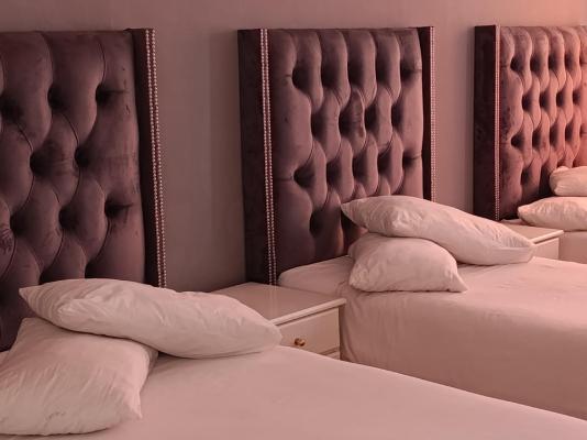 Room image 3